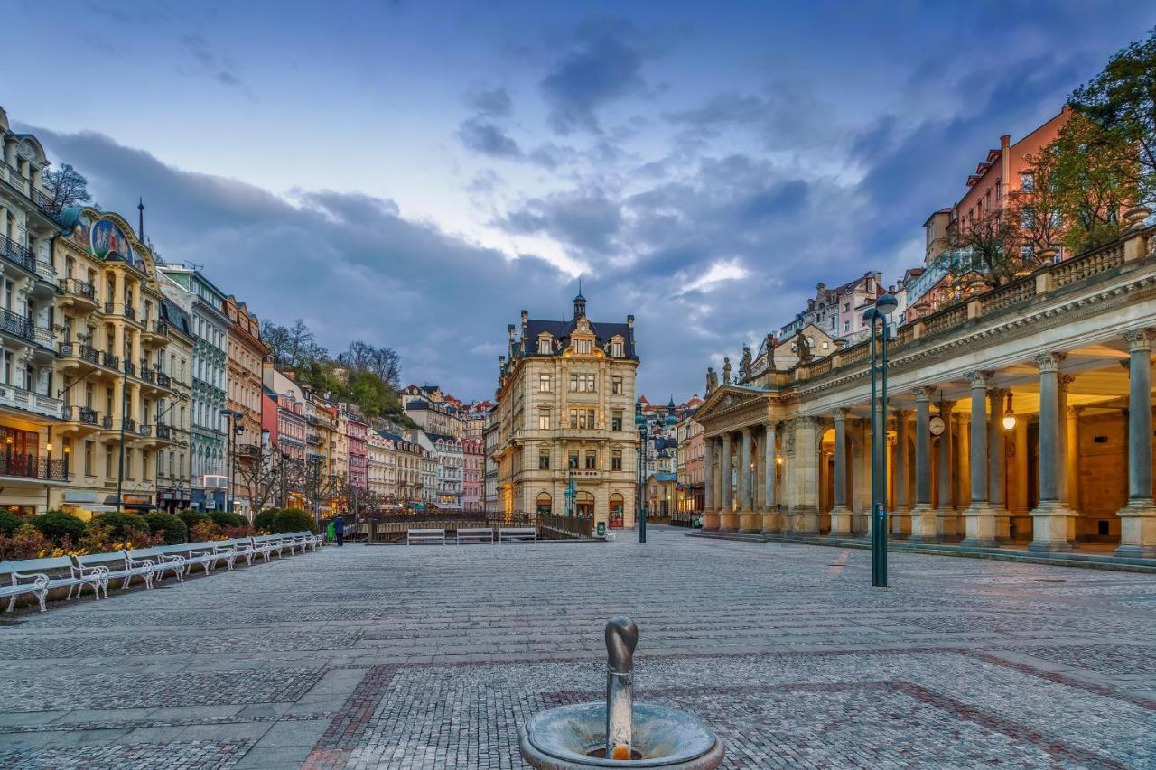 Apartments Menuet Karlovy Vary Exterior foto